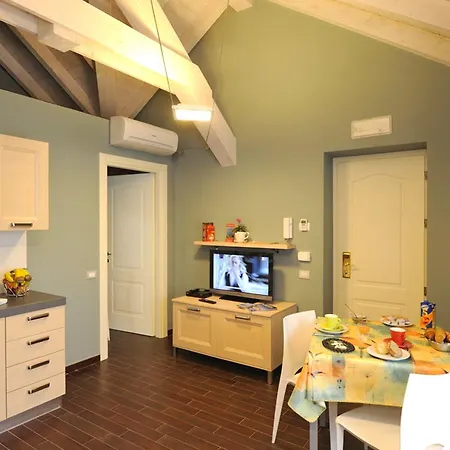 Aparthotel Maurice 3*