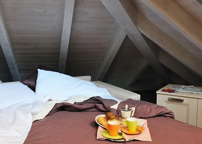 Apartahotel Maurice 4*